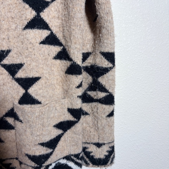 Frye Tan Black Aztec Southwestern Print Cardigan Sweater Duster Long SIZE S - Picture 7 of 16